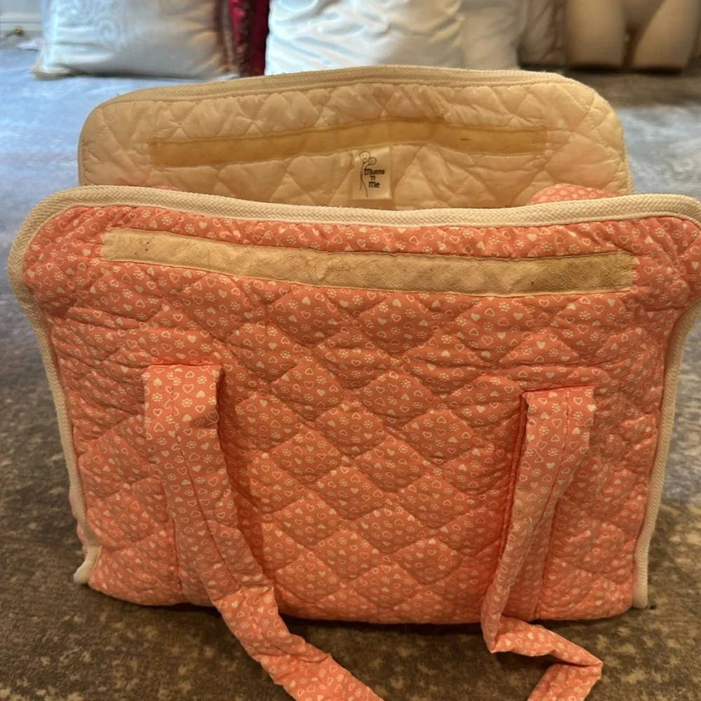 43 YEAR OLD VINTAGE DIAPER BAG PINK AND WHITE